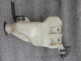 Бачок омывателя лобового стекла Toyota Estima 1992-1999 CXR20 85315-28050 контрактная