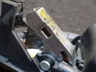 Ручка двери внутренняя передняя правая Chevrolet Cruze седан F16D4