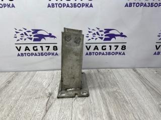 Кронштейн усилителя бампера передний левый A5 2008 8T3 CAPA 3.0