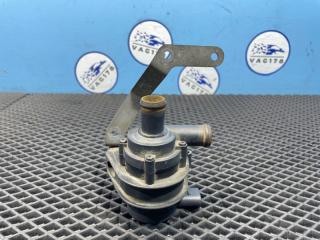 Насос помпа электрический Skoda SuperB 2009 CDVA 3.6