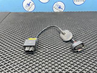 Реле топливного насоса Volkswagen Passat B6 2006 BLR 2.0