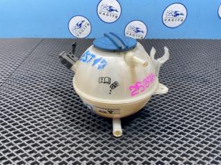 Бачок расширительный Volkswagen Passat B6 2010 CBAB 2.0L