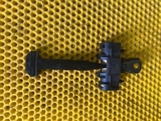 Ограничитель двери передний Omoda C5 2023 SQRF4J16 Ограничитель двери передний Omoda C5 2023 SQRF4J16