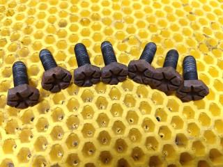 Болт маховика Renault Megane 1 K4M Болт маховика Renault Megane 1 K4M