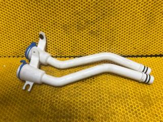 Горловина бачка омывателя Omoda C5 2023 SQRF4J16 Горловина бачка омывателя Omoda C5 2023 SQRF4J16