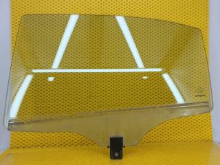 Стекло боковое левое заднее Mercedes-Benz S-Class W221 Стекло боковое левое заднее Mercedes-Benz S-Class W221