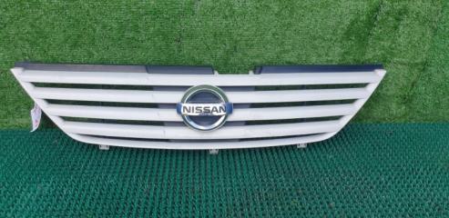Решетка радиатора Nissan Serena